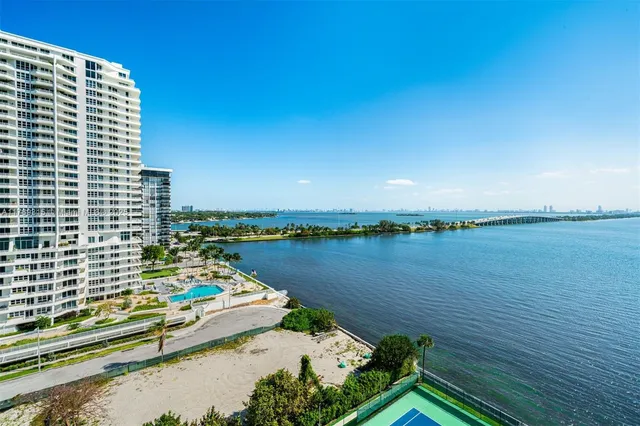 $450,000 | 3301 Northeast 5th Avenue, Unit 1212, Miami, FL 33137
