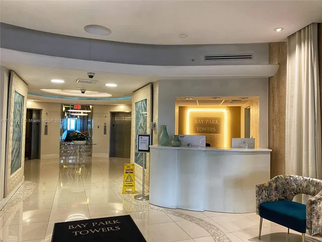 $450,000 | 3301 Northeast 5th Avenue, Unit 1212, Miami, FL 33137