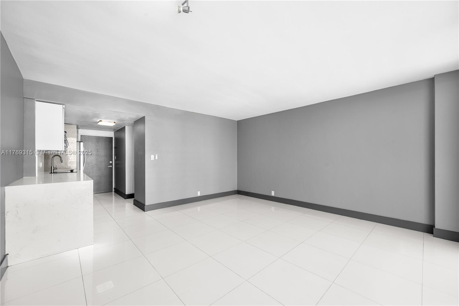 3301 Northeast 5th Avenue, Unit 1212 Miami, FL 33137 - Photo 3 of 37