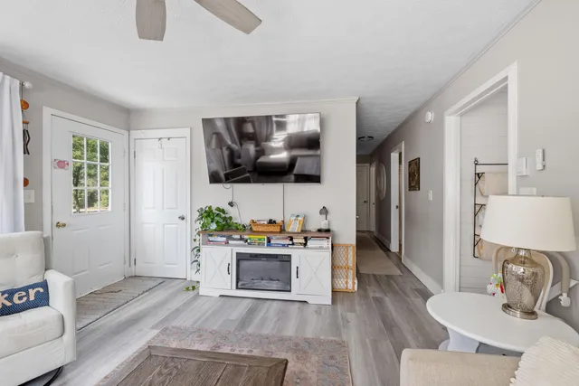 $439,000 | 3 Nichols Lane, Kennebunk, ME 04043