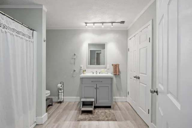 $439,000 | 3 Nichols Lane, Kennebunk, ME 04043