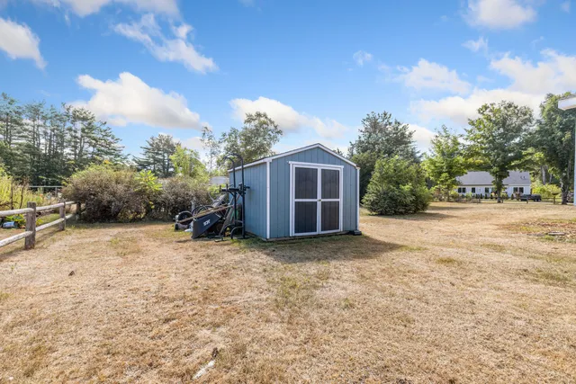 $439,000 | 3 Nichols Lane, Kennebunk, ME 04043