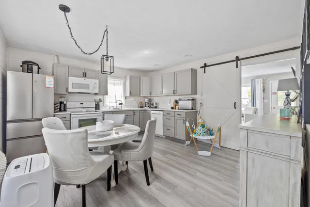 $439,000 | 3 Nichols Lane, Kennebunk, ME 04043