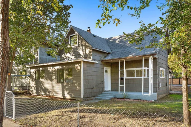 $289,900 | 824 West Fairview Avenue, Spokane, WA 99205