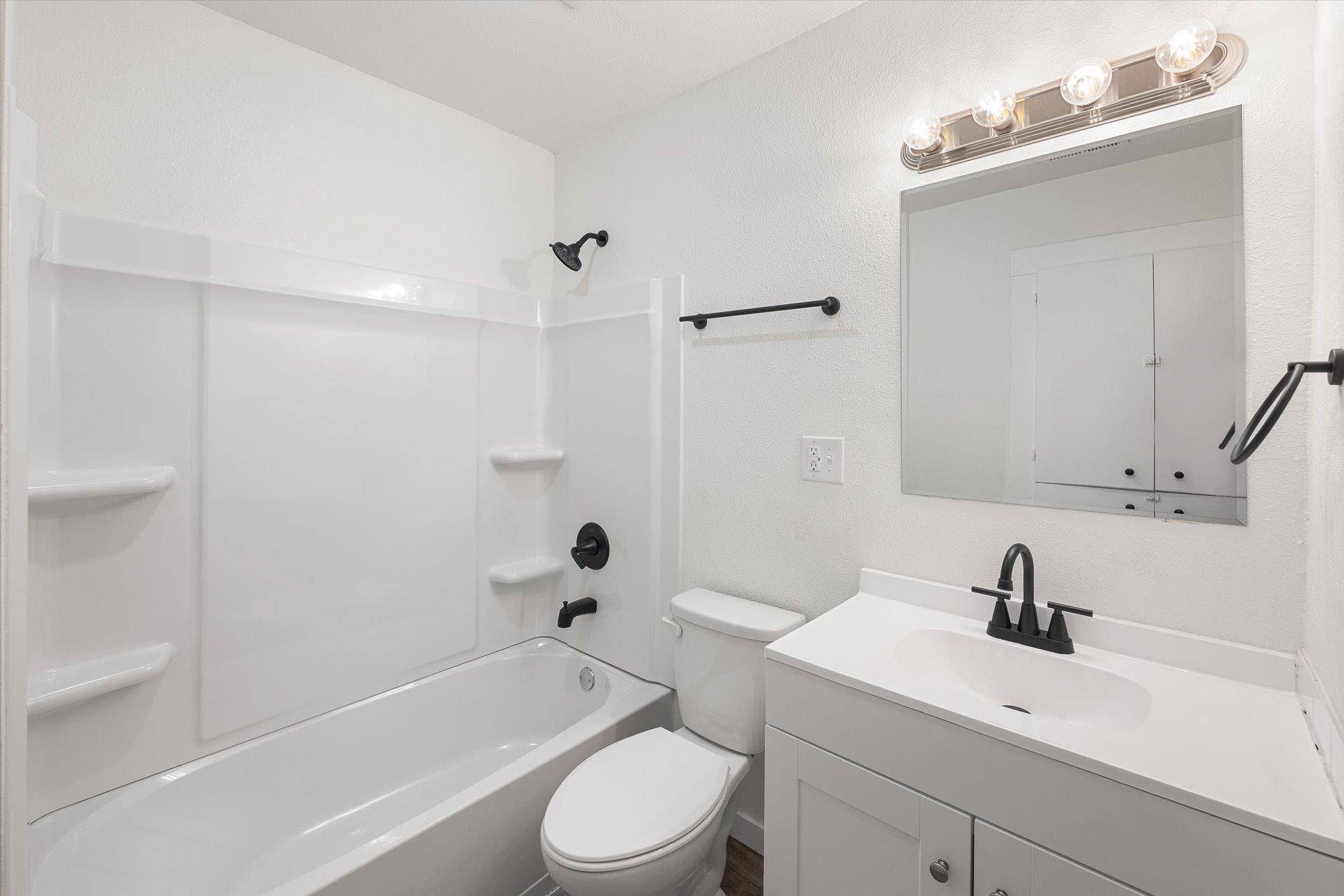 824 West Fairview Avenue Spokane, WA 99205 - Photo 15 of 29