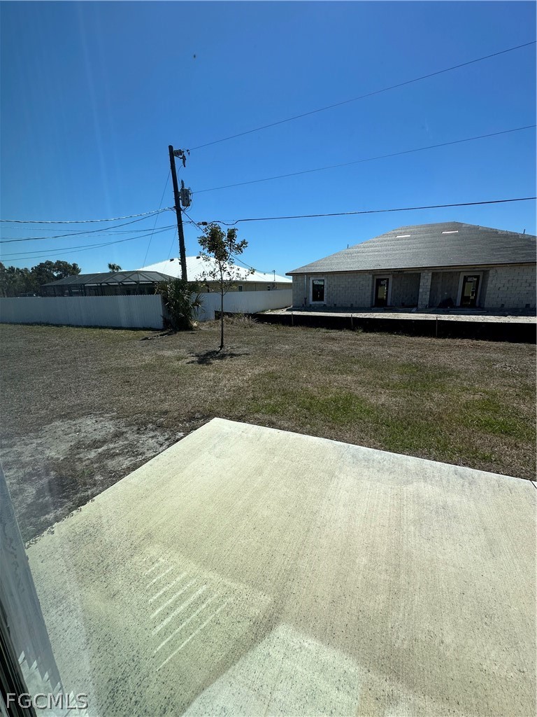 252 Southwest 3rd Street Cape Coral, FL 33991 - Photo 16 of 16 a view of a swimming pool and an ocean