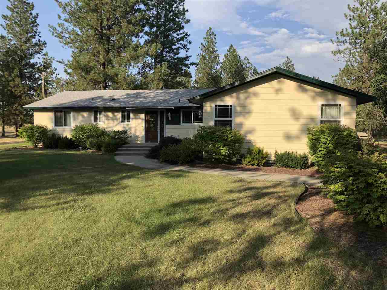 15915 South Clear Lake Road Cheney, WA 99004 - Photo 1 of 20