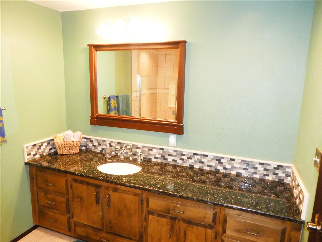 15915 South Clear Lake Road Cheney, WA 99004 - Photo 11 of 20
