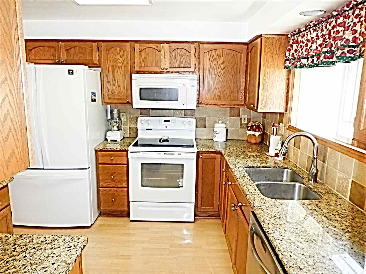 15915 South Clear Lake Road Cheney, WA 99004 - Photo 8 of 20