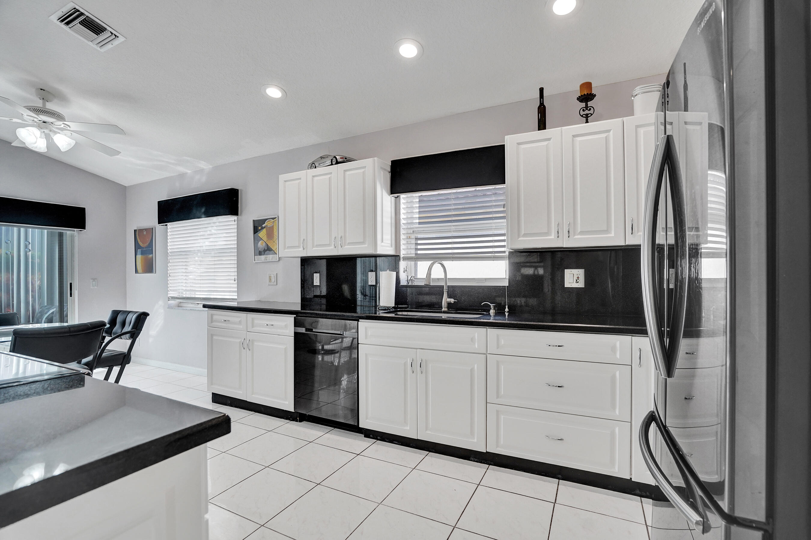 12231 Prairie Dunes Road Boynton Beach, FL 33437 - Photo 3 of 26 PRARIEKIT3