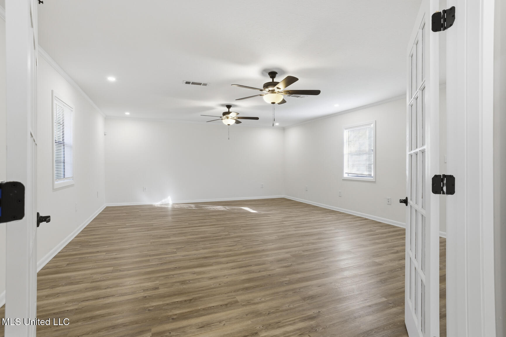 1068 Westway Street Jackson, MS 39212 - Photo 13 of 28 1068 Westway1-11