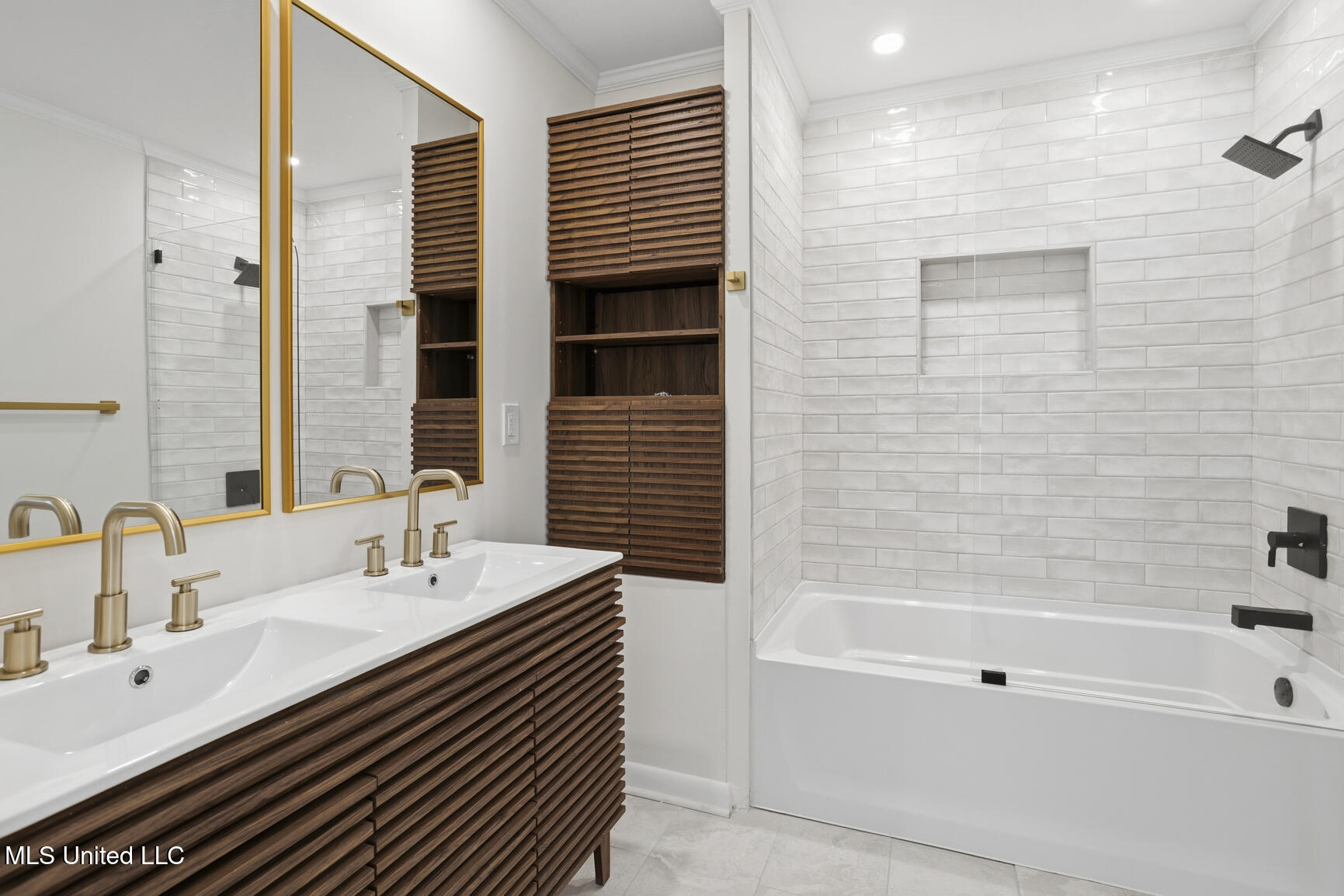 1068 Westway Street Jackson, MS 39212 - Photo 18 of 28 1068 Westway1-17