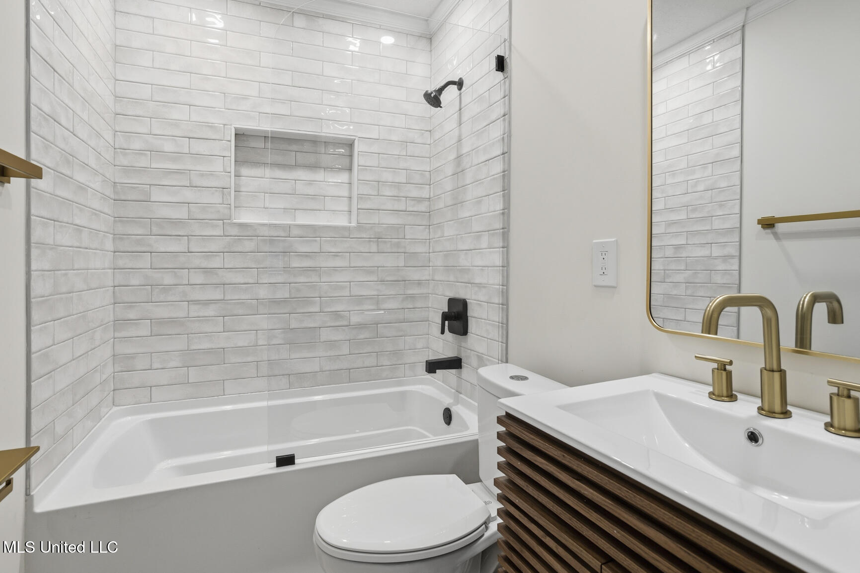 1068 Westway Street Jackson, MS 39212 - Photo 21 of 28 1068 Westway1-19