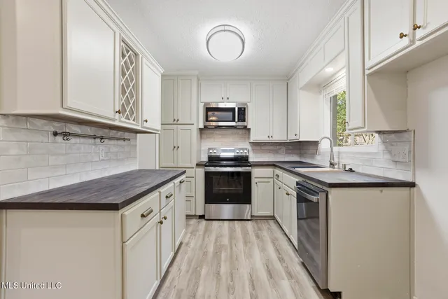 $179,000 | 1068 Westway Street, Jackson, MS 39212