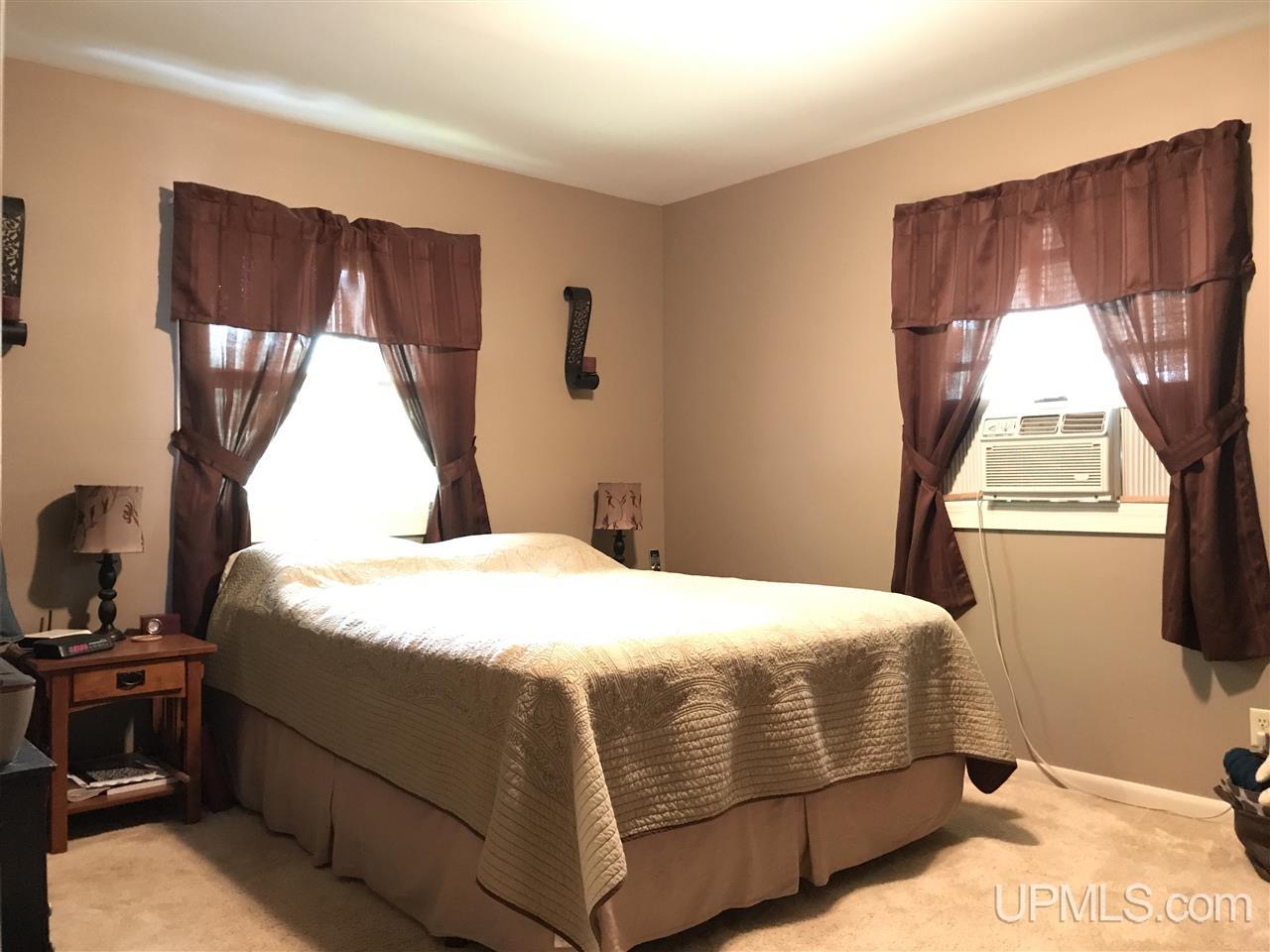 723 5th Street L'Anse, MI 49946 - Photo 6 of 31