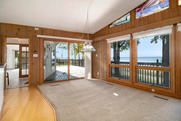 $1,400,000 | 7320 Montgomery Boulevard, Pentwater, MI 49449