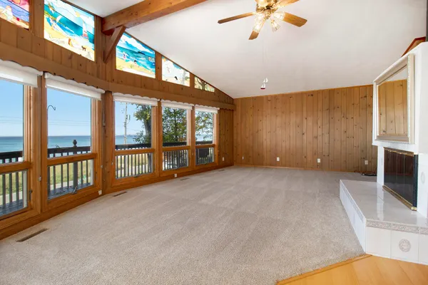 $1,400,000 | 7320 Montgomery Boulevard, Pentwater, MI 49449