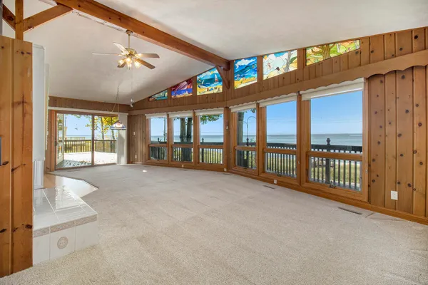 $1,400,000 | 7320 Montgomery Boulevard, Pentwater, MI 49449