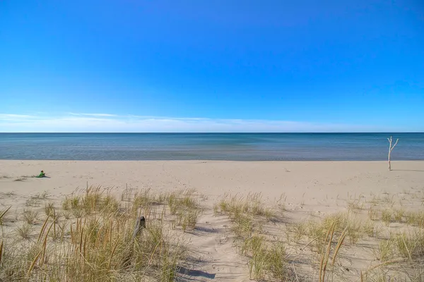 $1,400,000 | 7320 Montgomery Boulevard, Pentwater, MI 49449