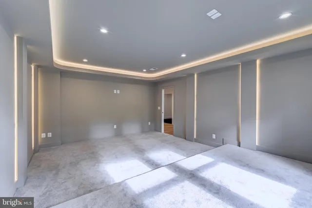 $2,599,888 | 913 Symphony Circle Southwest, Vienna, VA 22180