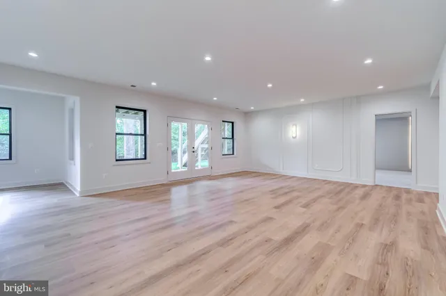 $2,599,888 | 913 Symphony Circle Southwest, Vienna, VA 22180