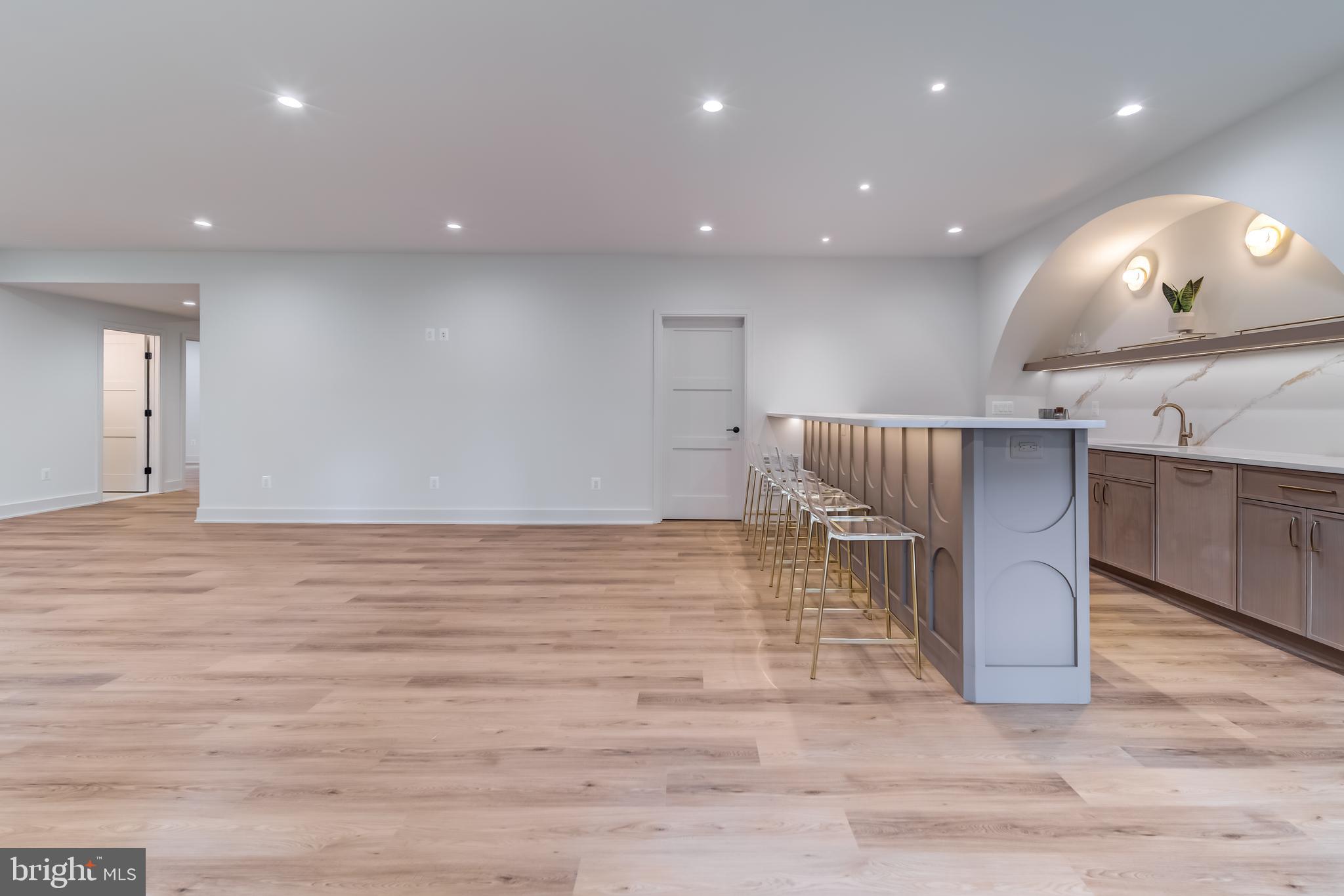 913 Symphony Circle Southwest Vienna, VA 22180 - Photo 131 of 150