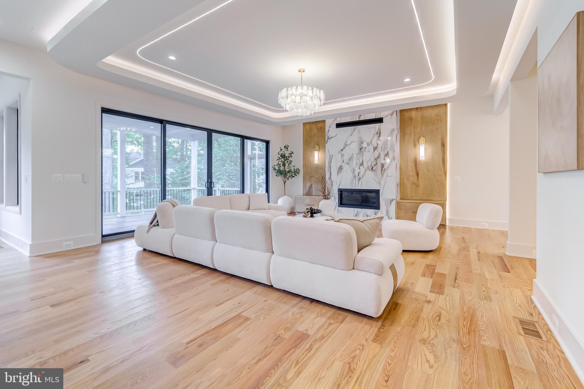 913 Symphony Circle Southwest Vienna, VA 22180 - Photo 136 of 150 a living room with furniture and a large window