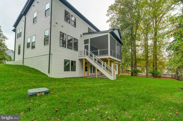 $2,599,888 | 913 Symphony Circle Southwest, Vienna, VA 22180