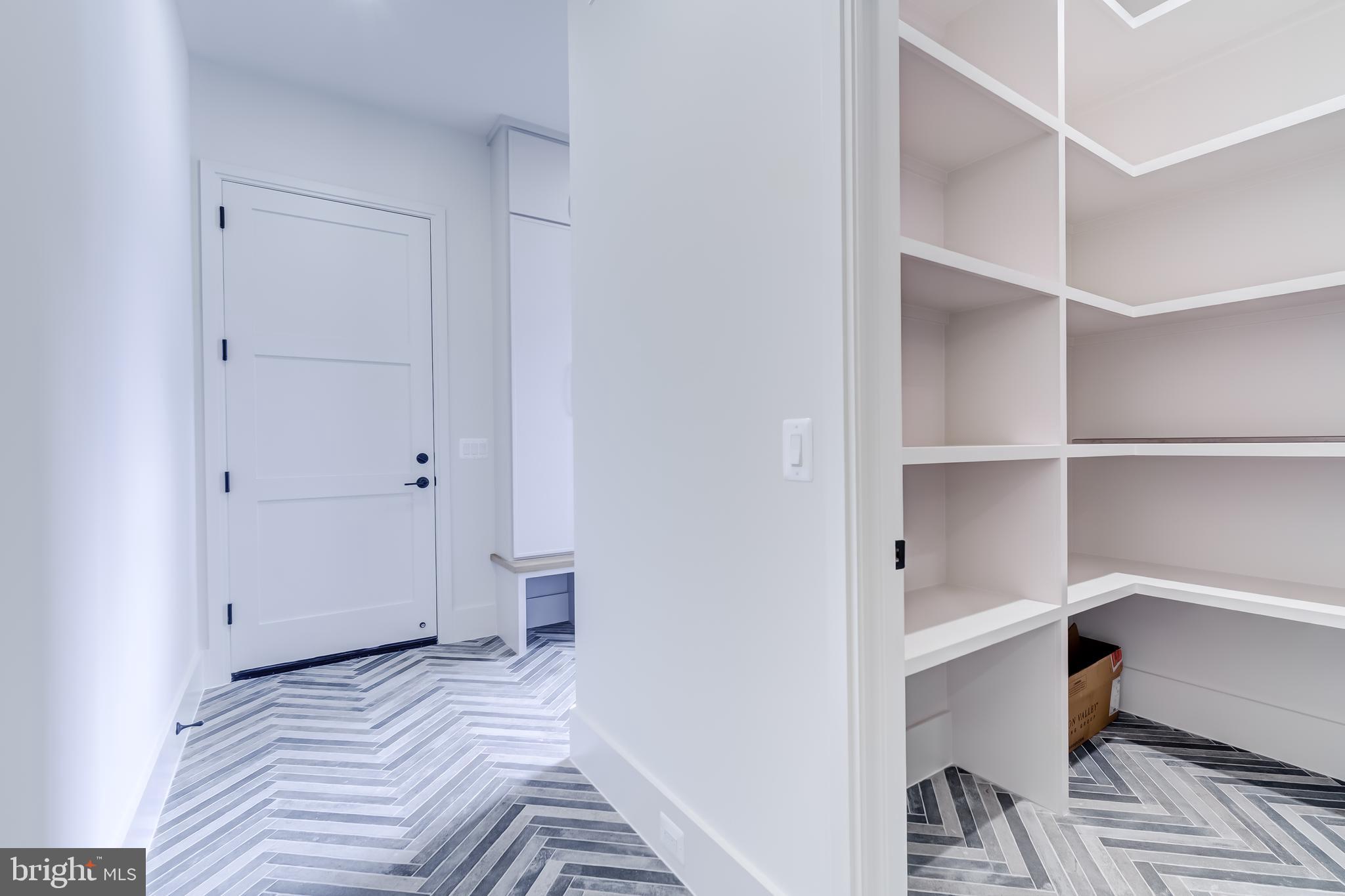 913 Symphony Circle Southwest Vienna, VA 22180 - Photo 50 of 150