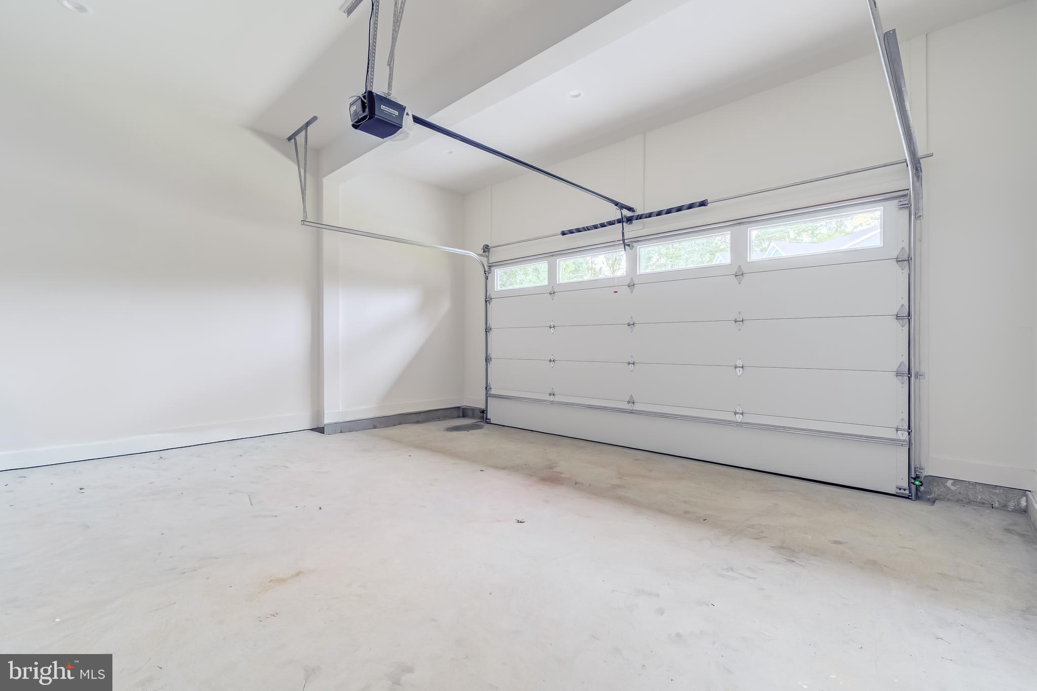 913 Symphony Circle Southwest Vienna, VA 22180 - Photo 53 of 150 a view of a room with an empty space
