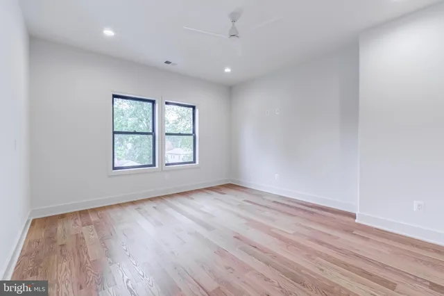 $2,599,888 | 913 Symphony Circle Southwest, Vienna, VA 22180