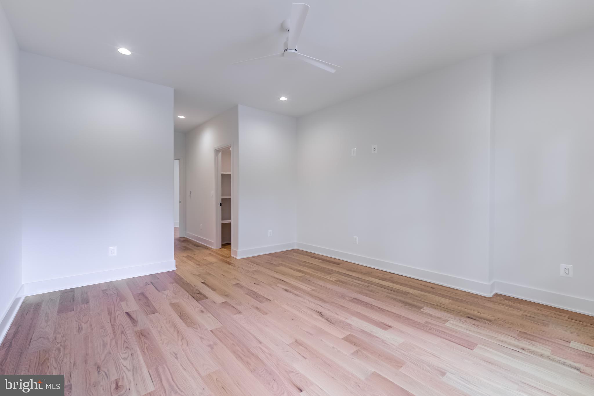 913 Symphony Circle Southwest Vienna, VA 22180 - Photo 77 of 150