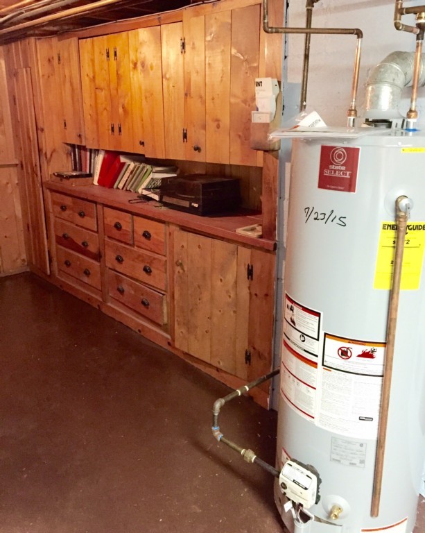 10 Ridgeway Circle Springfield, MA 01118 - Photo 22 of 29 a view of storage and utility room