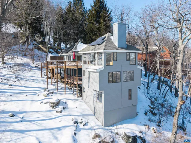 $1,100,000 | 353 Crawfords Edge, Roseland, VA 22967