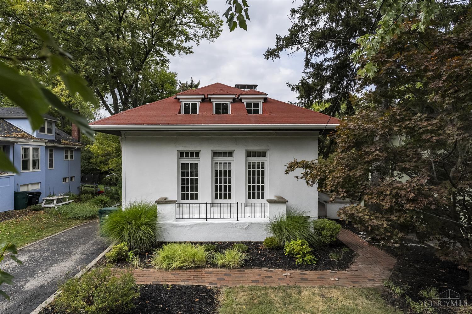 2832 Werk Road Cincinnati, OH 45211 - Photo 2 of 25 Gallery Image 2