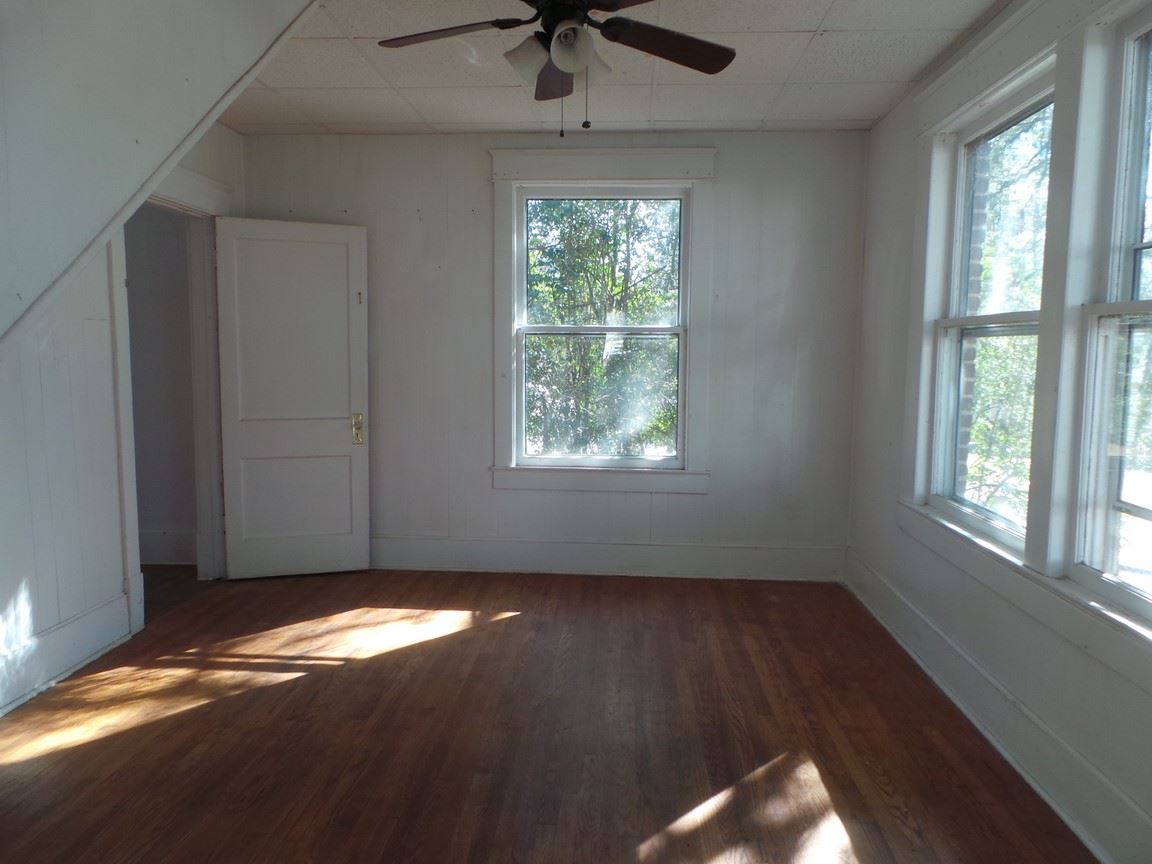 119 Russell Street Gaffney, SC 29340 - Photo 5 of 25 Gallery Image 5