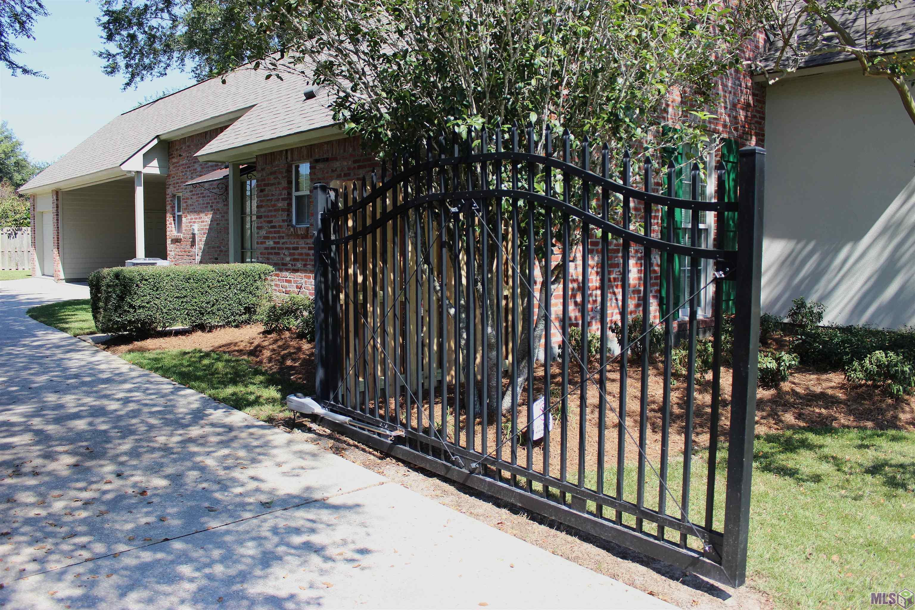 18225 Bel Meadow Avenue Baton Rouge, LA 70810 - Photo 26 of 31