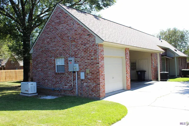 $525,000 | 18225 Bel Meadow Avenue, Baton Rouge, LA 70810