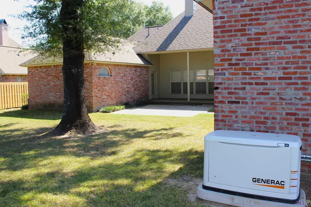 $525,000 | 18225 Bel Meadow Avenue, Baton Rouge, LA 70810