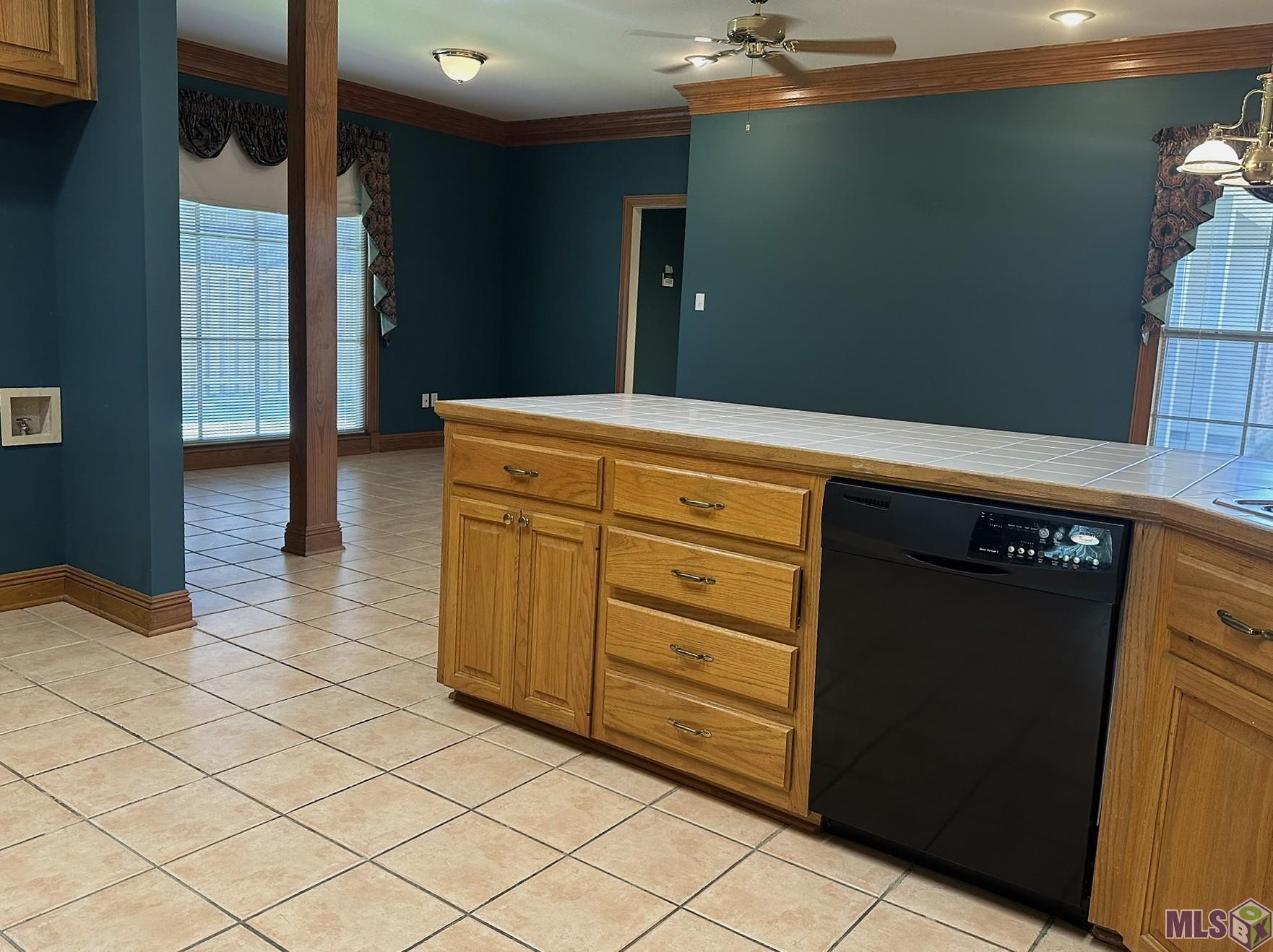 18225 Bel Meadow Avenue Baton Rouge, LA 70810 - Photo 9 of 31