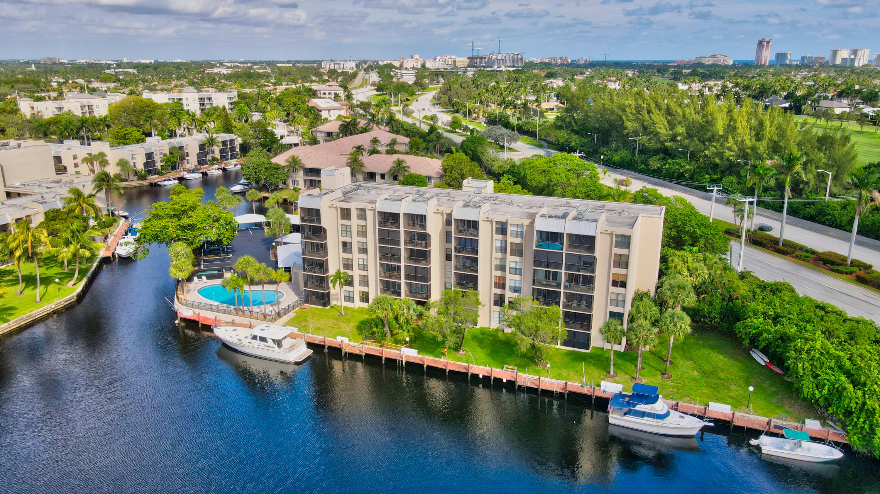 22 Royal Palm Way, Unit 6010 Boca Raton, FL 33432 - Photo 17 of 62 16_dji_0231_2_3_4_5