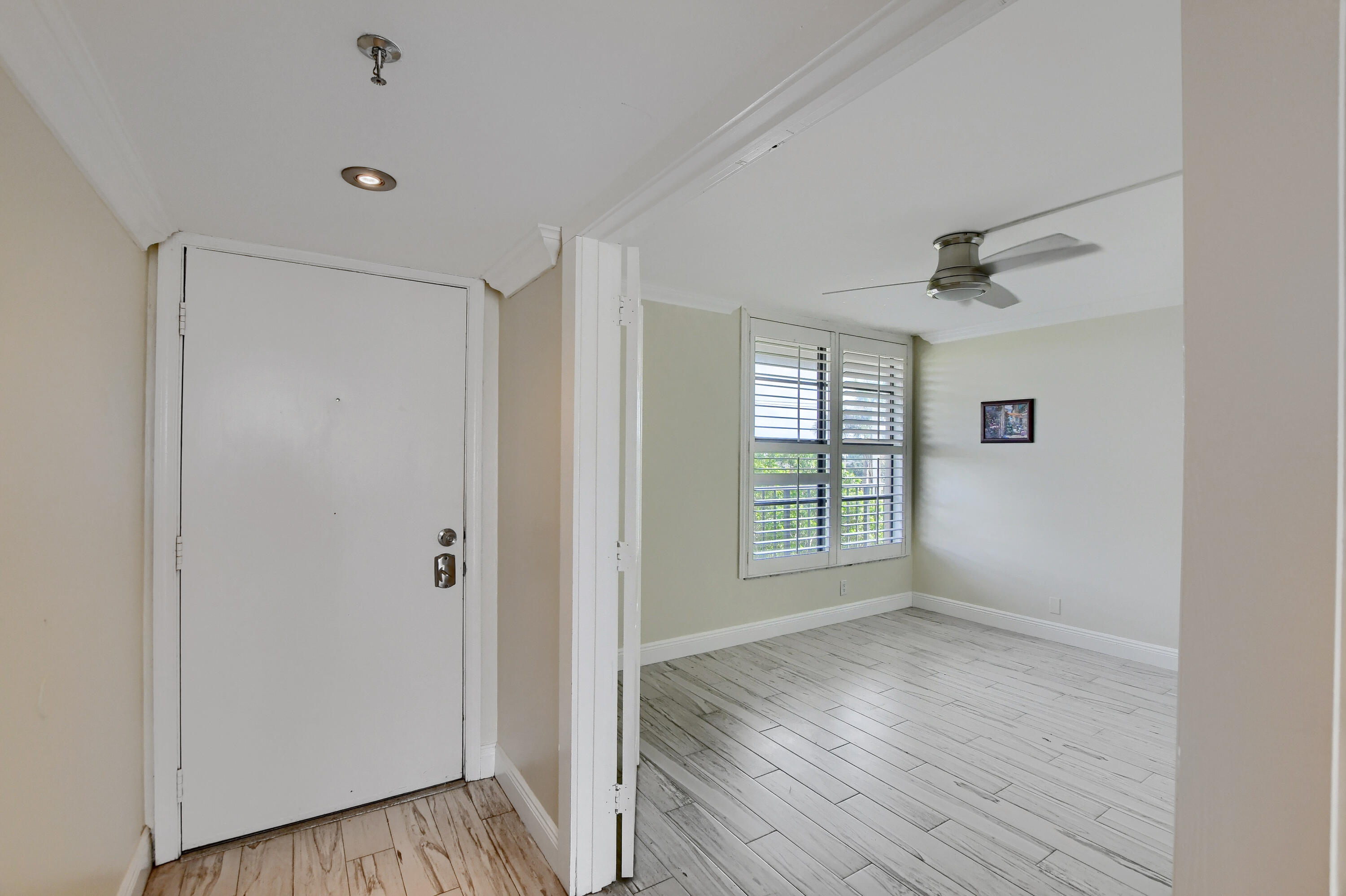 22 Royal Palm Way, Unit 6010 Boca Raton, FL 33432 - Photo 23 of 62 22_ebf_6265-hdr(5)