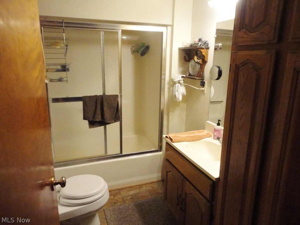 209 Prentice Road Northwest Warren, OH 44481 - Photo 12 of 23