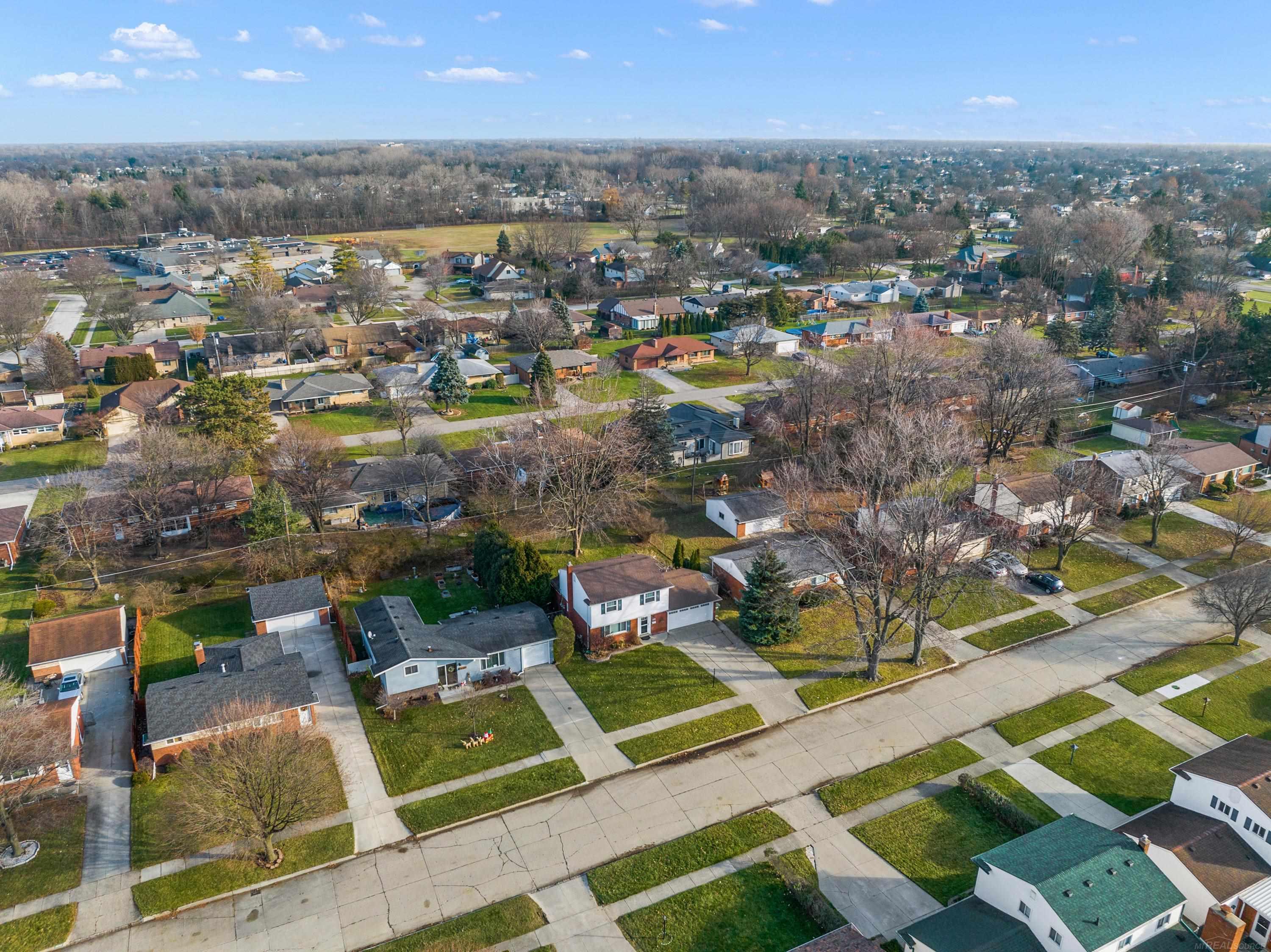 38276 Tottenham Road Sterling Heights, MI 48312 - Photo 42 of 44