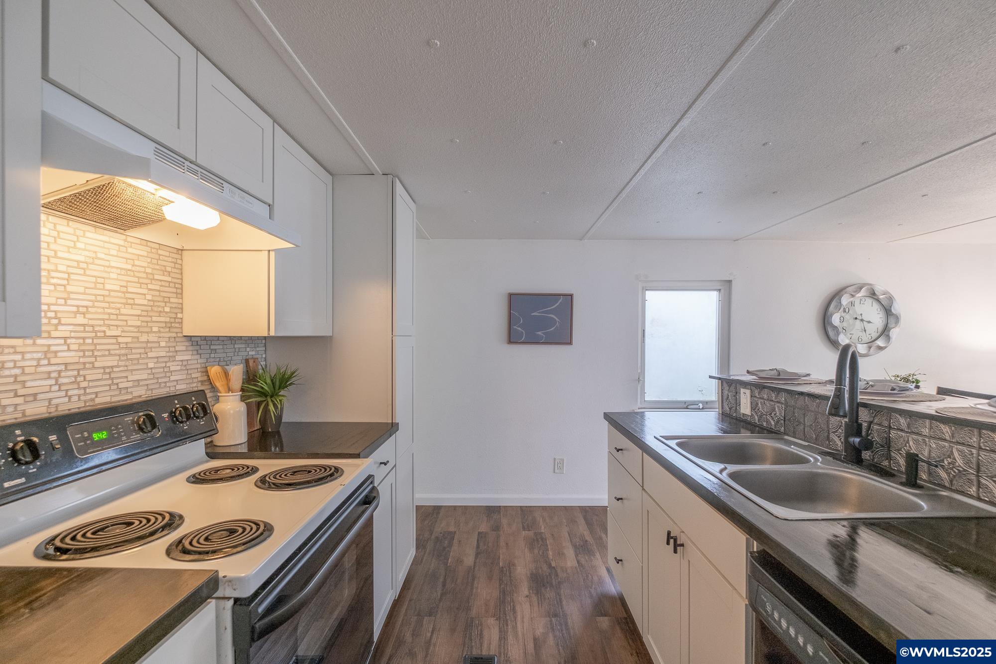 2010 Southwest 3rd Street, Unit 10 Corvallis, OR 97333 - Photo 20 of 35 Gallery Image 20
