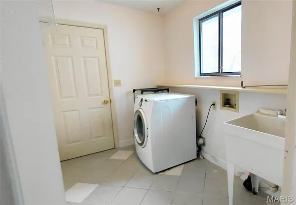 $3,200 | 961 Villa Gran Way, Fenton, MO 63026