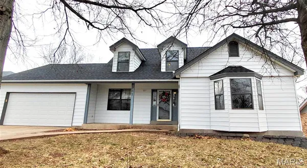 $3,000 | 961 Villa Gran Way, Fenton, MO 63026