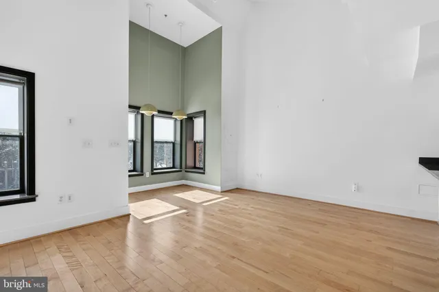 $4,600 | 1328 Maryland Avenue Northeast, Unit 3, Washington, DC 20002