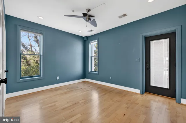 $4,600 | 1328 Maryland Avenue Northeast, Unit 3, Washington, DC 20002