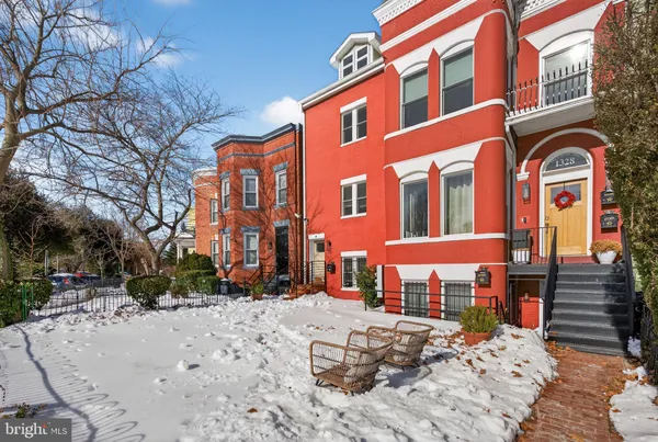 $4,300 | 1328 Maryland Avenue Northeast, Unit 3, Washington, DC 20002